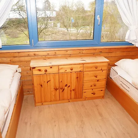 Дом отдыха Zeltdachhaus Mit Wlan Und Grosser Terrasse Дамп